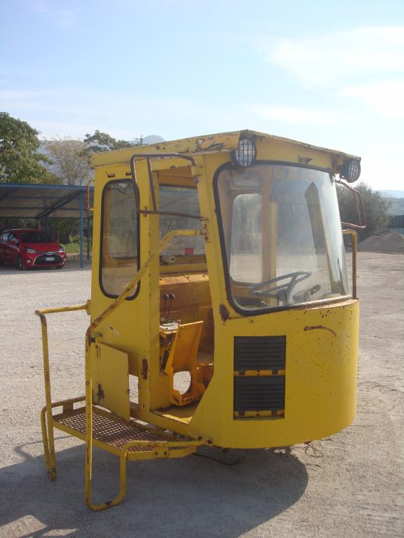 Cab for Volvo 4600 Photo 1