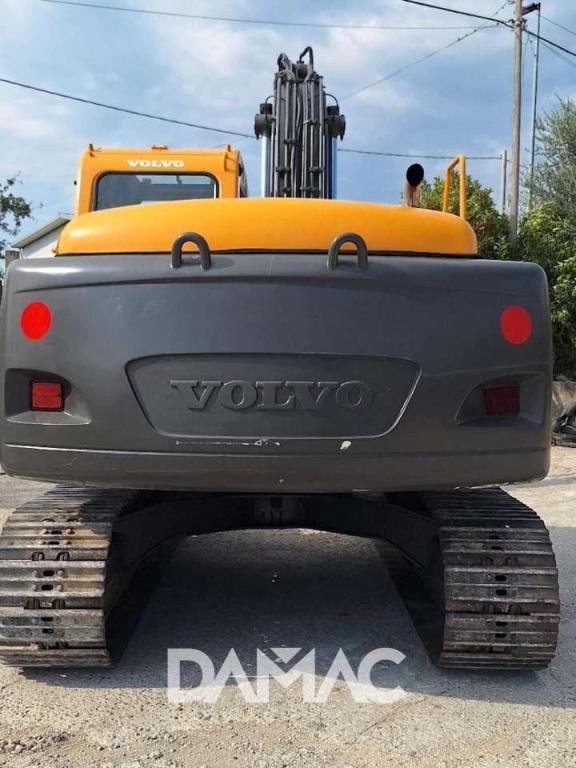 Volvo EC140BLC Photo 8