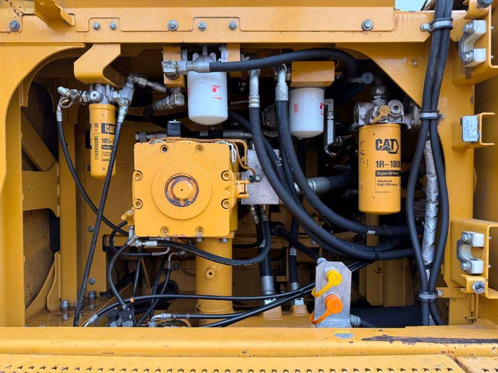 Caterpillar 374FL - Automatic Greasing / Rear + Side Camera Photo 27