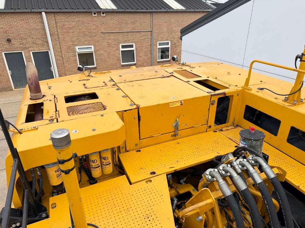 Caterpillar 374FL - Automatic Greasing / Rear + Side Camera Photo 30