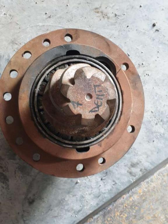 Gearbox with sprocket for Fiat Hitachi W130 Photo 1