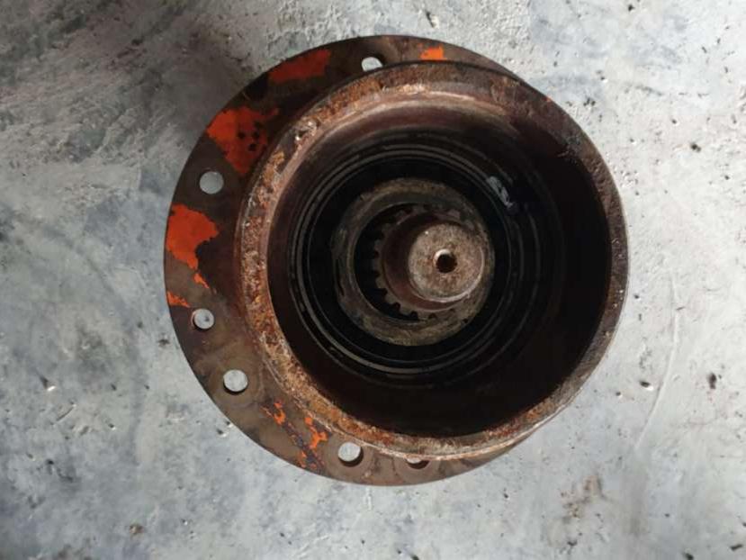 Gearbox with sprocket for Fiat Hitachi W130 Photo 2