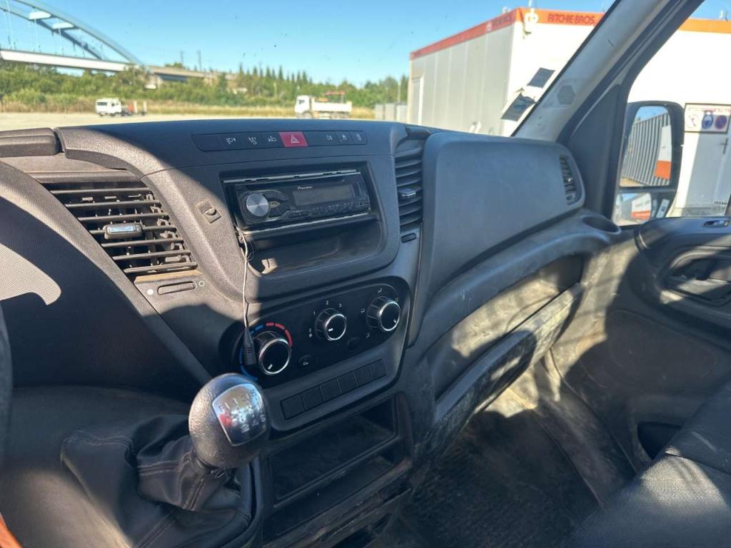 Iveco DAILY 35-110 Photo 8