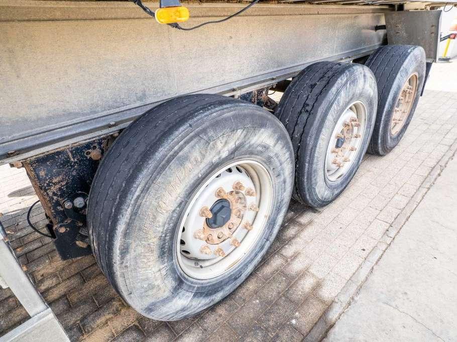 Benalu C39C17-ALU + BACHE - 30m3 Photo 13