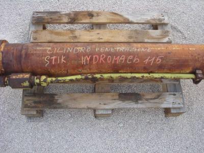 Arm cylinder (stick) for HIDROMAK 115 TURBO sold by OLM 90 Srl