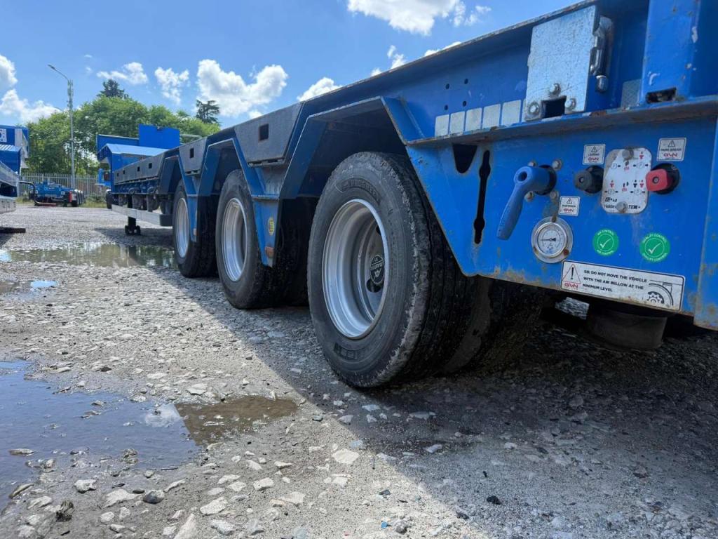 GVN Flatbed semi-trailer Photo 5
