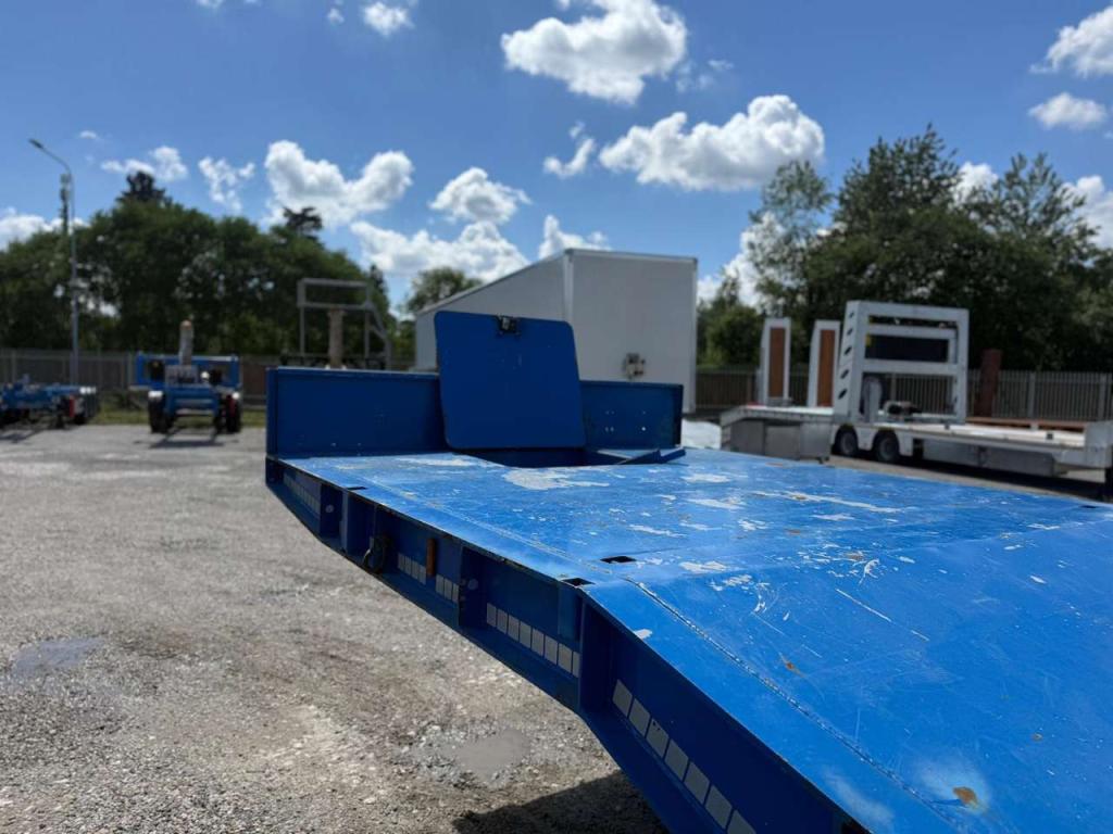 GVN Flatbed semi-trailer Photo 6