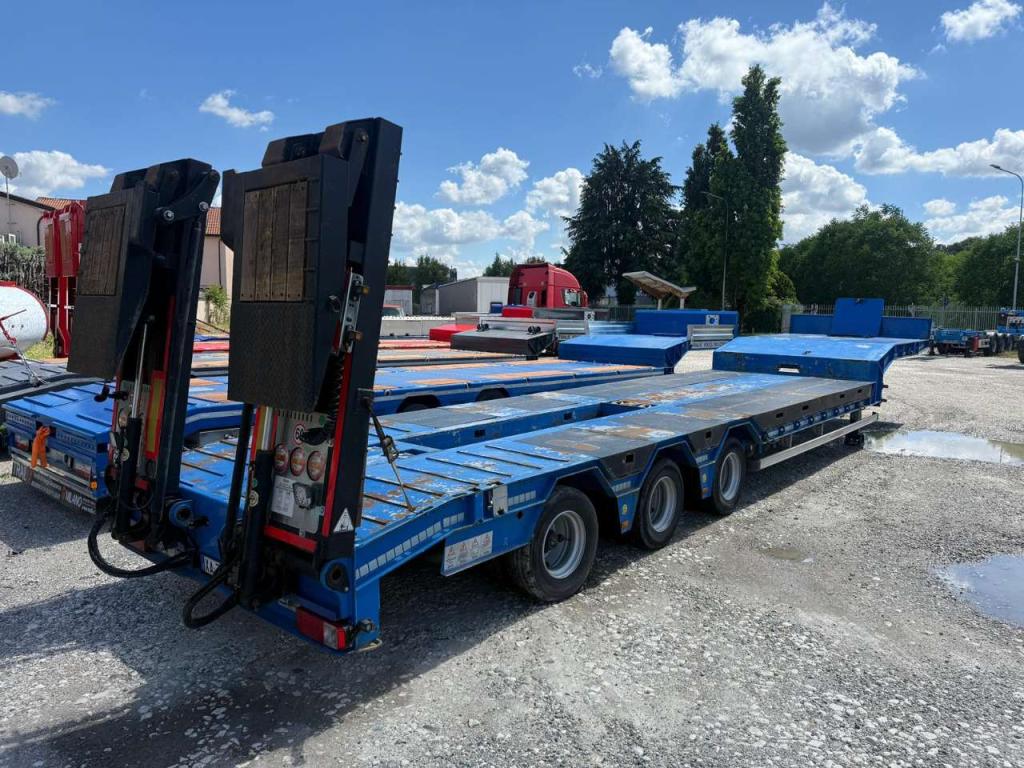 GVN Flatbed semi-trailer Photo 8