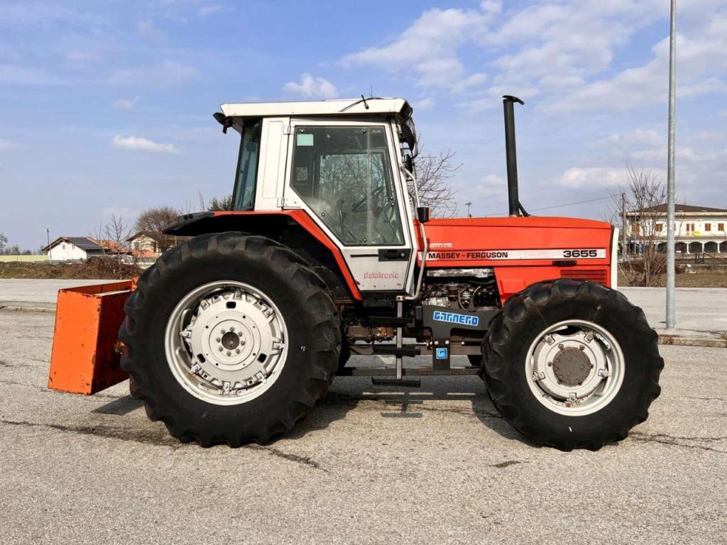 Massey Ferguson MF3655 4X4 Photo 14