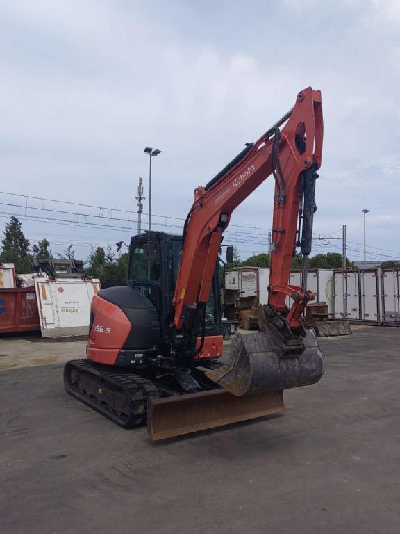 Kubota U 56-5 Photo 2