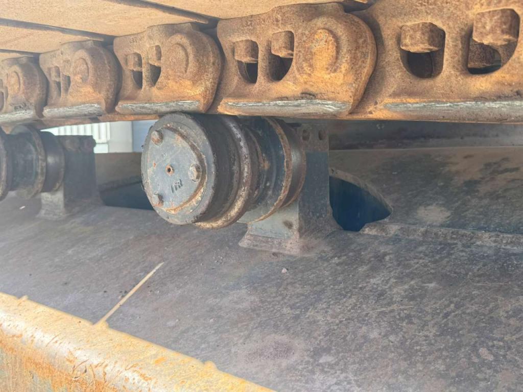 Komatsu PC360LC-11E0 Photo 22