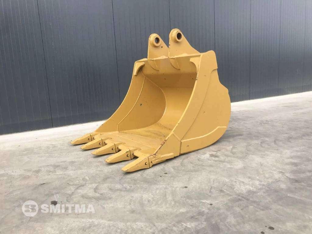 Caterpillar 318D2 Photo 10