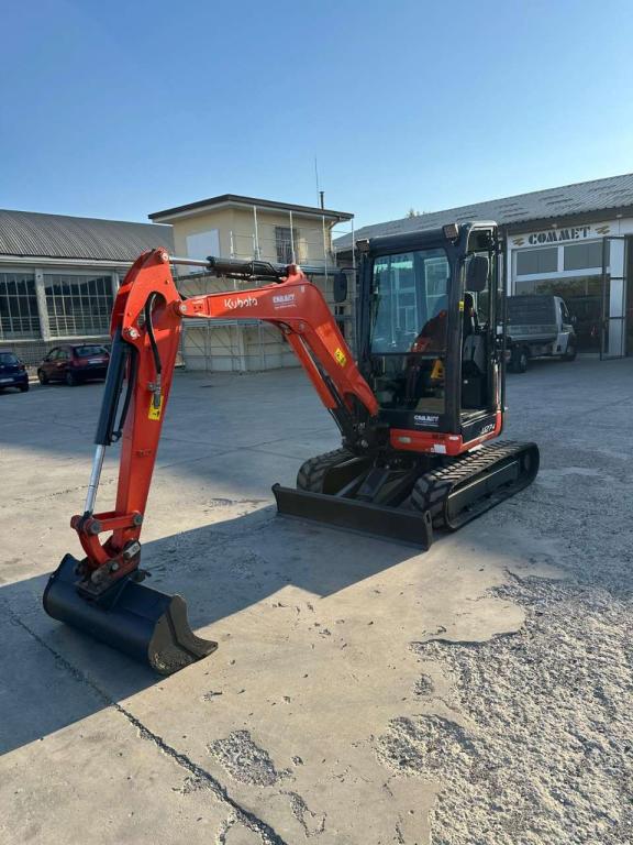 Kubota U27-4 Photo 1