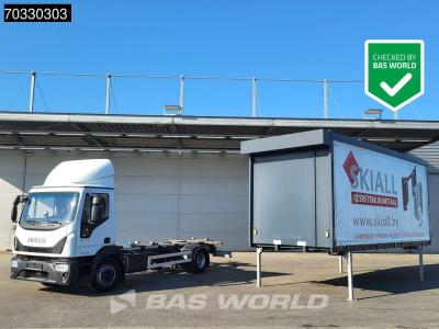 Iveco Eurocargo 150E250 4X2 15tonner LOW Mileage dismountable box Electric curtains Euro 6 sold by BAS World B.V.