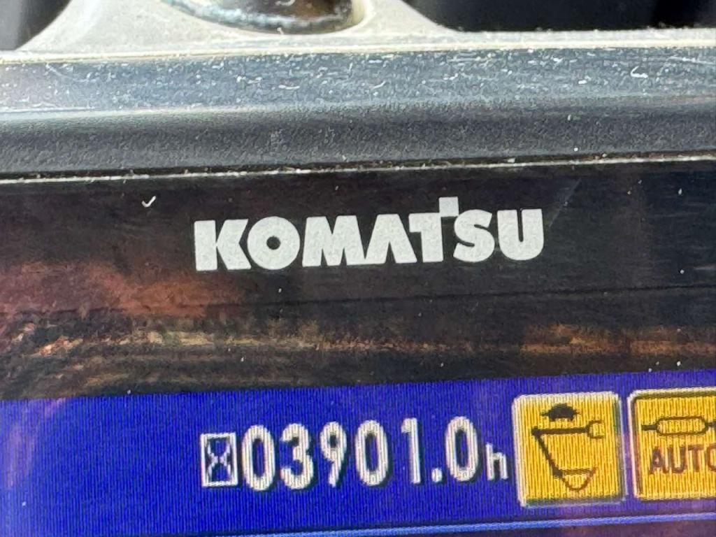 Komatsu PW180-11 Photo 29