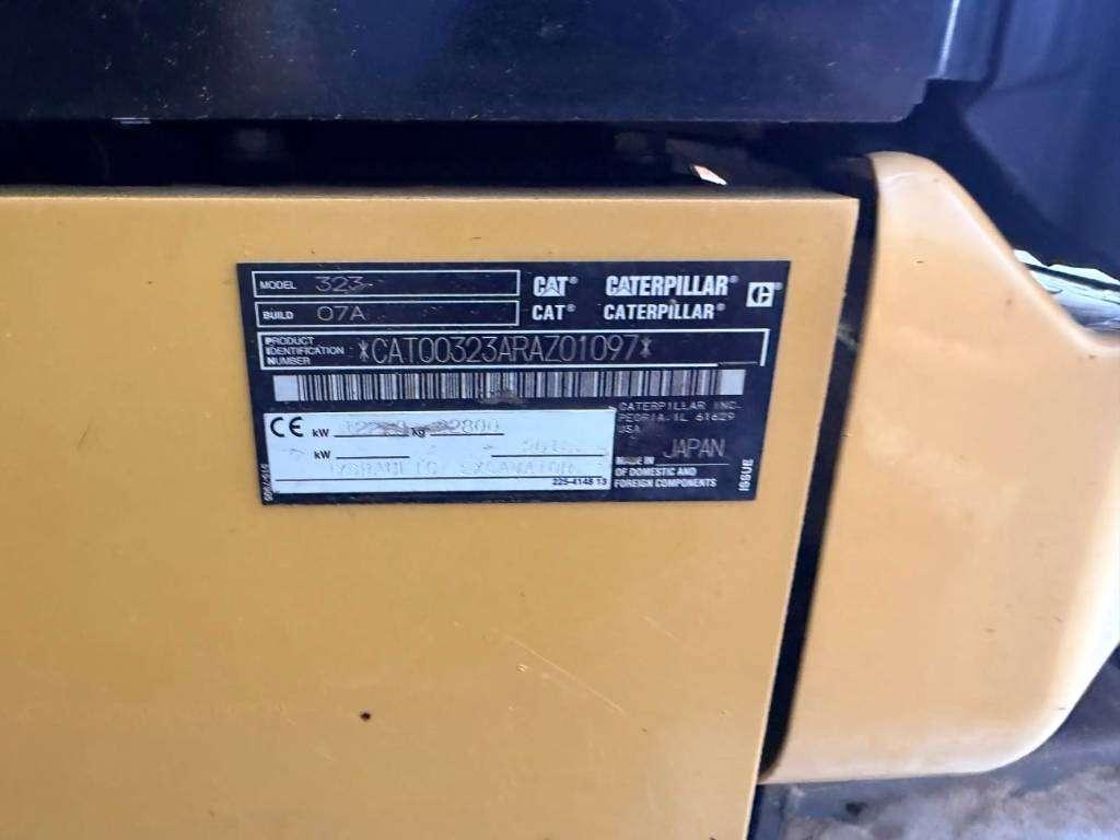 Caterpillar 323 07A Photo 9