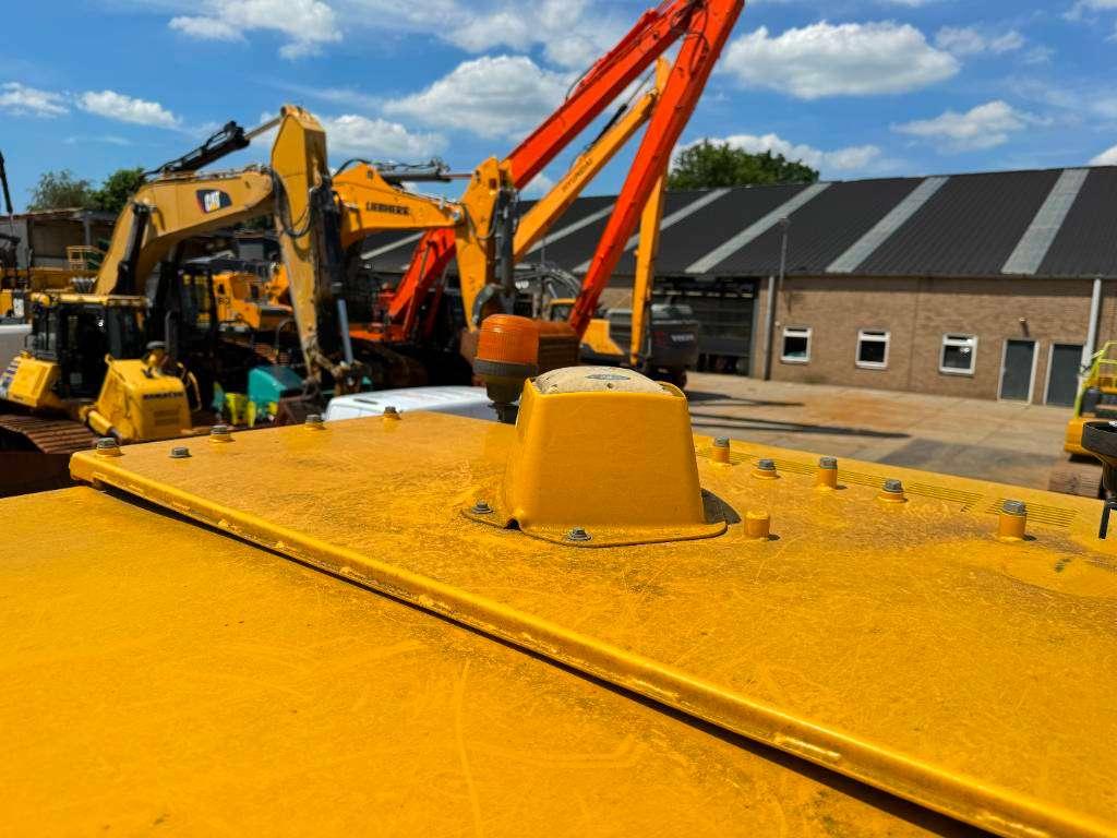 Komatsu D61PXi-24 - GPS System / Folding Blade Photo 24