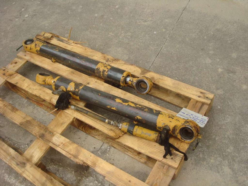 Steering piston for Fiat Allis FR15B Photo 1