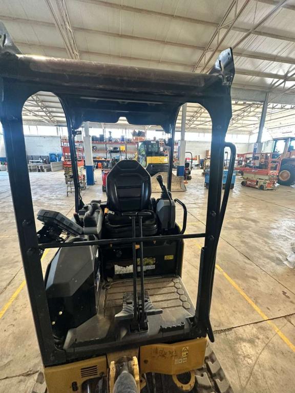 Caterpillar 301.5 NG Photo 3