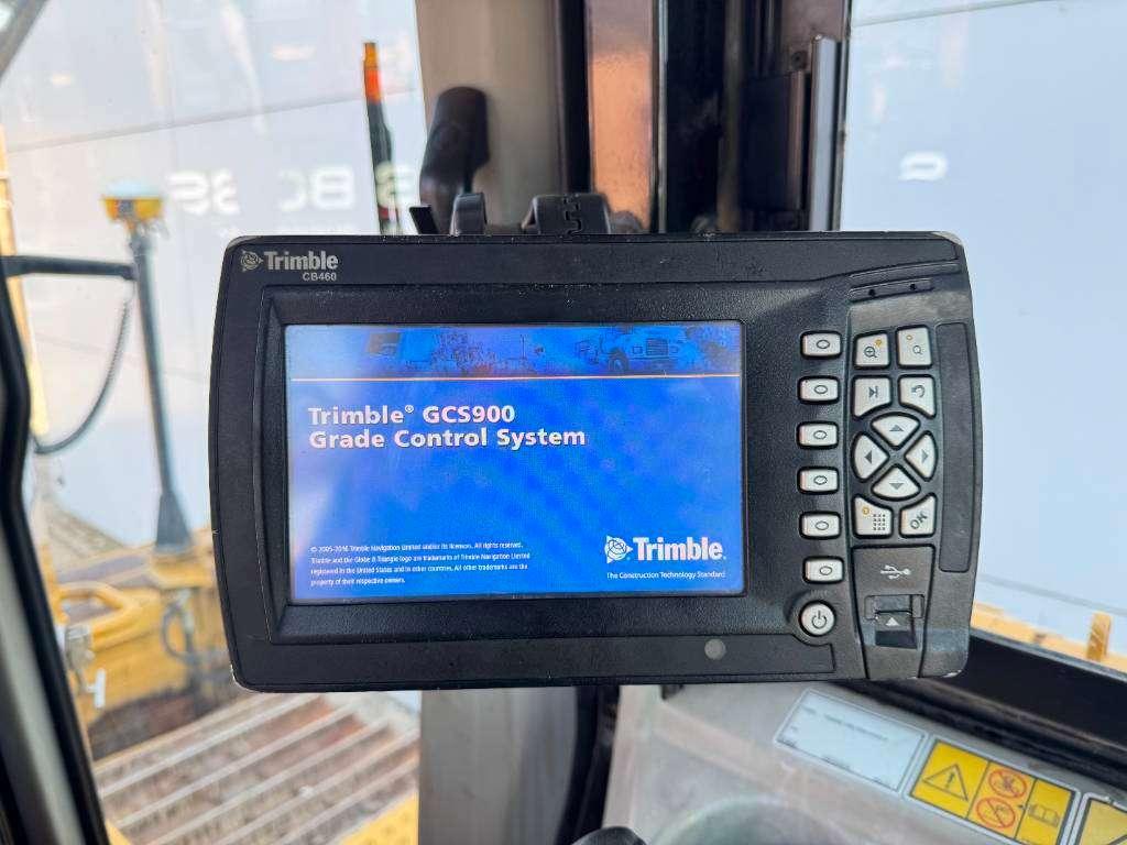 Caterpillar D6T LGP - TRIMBLE GPS SYSTEM / Auto Greasing Photo 11