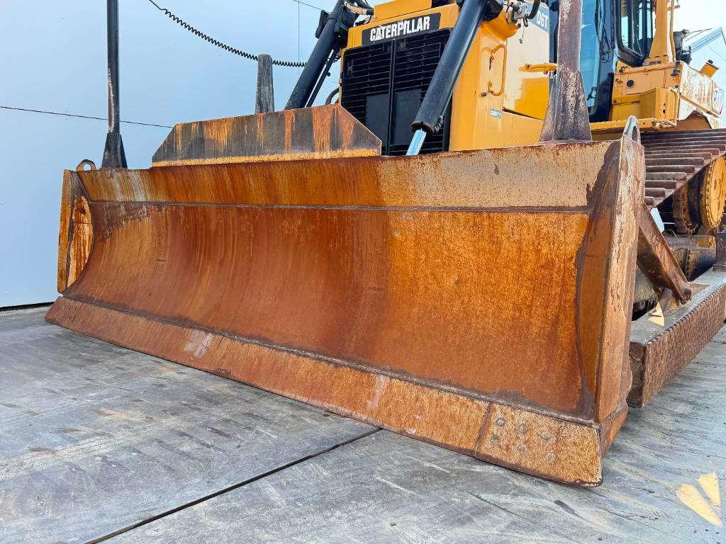 Caterpillar D6T LGP - TRIMBLE GPS SYSTEM / Auto Greasing Photo 16
