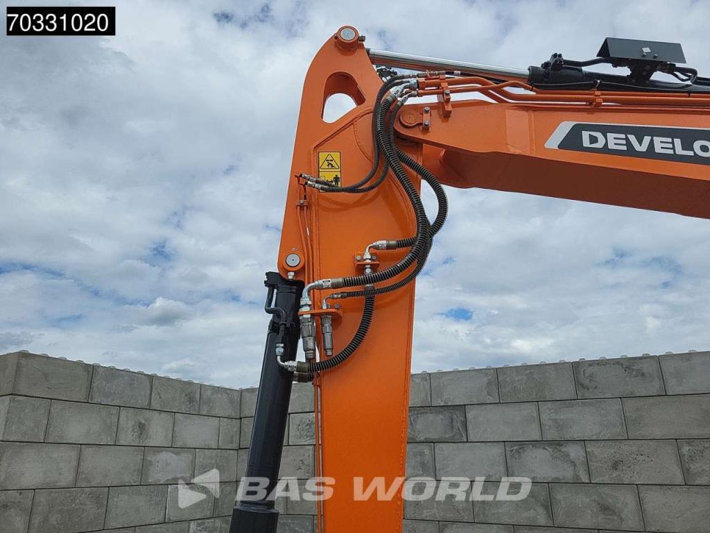 Doosan DX85R-7 A/C - PIN ON / 3 BUCKETS Photo 12