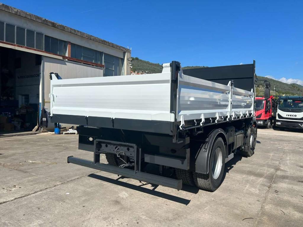 Iveco EUROCARGO 180E32 Photo 27