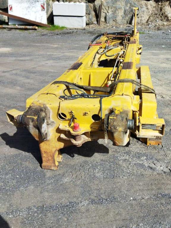 Framework for Caterpillar 730 Photo 3