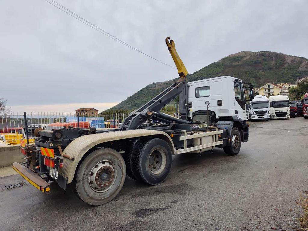 Iveco STRALIS 260S45 Photo 23