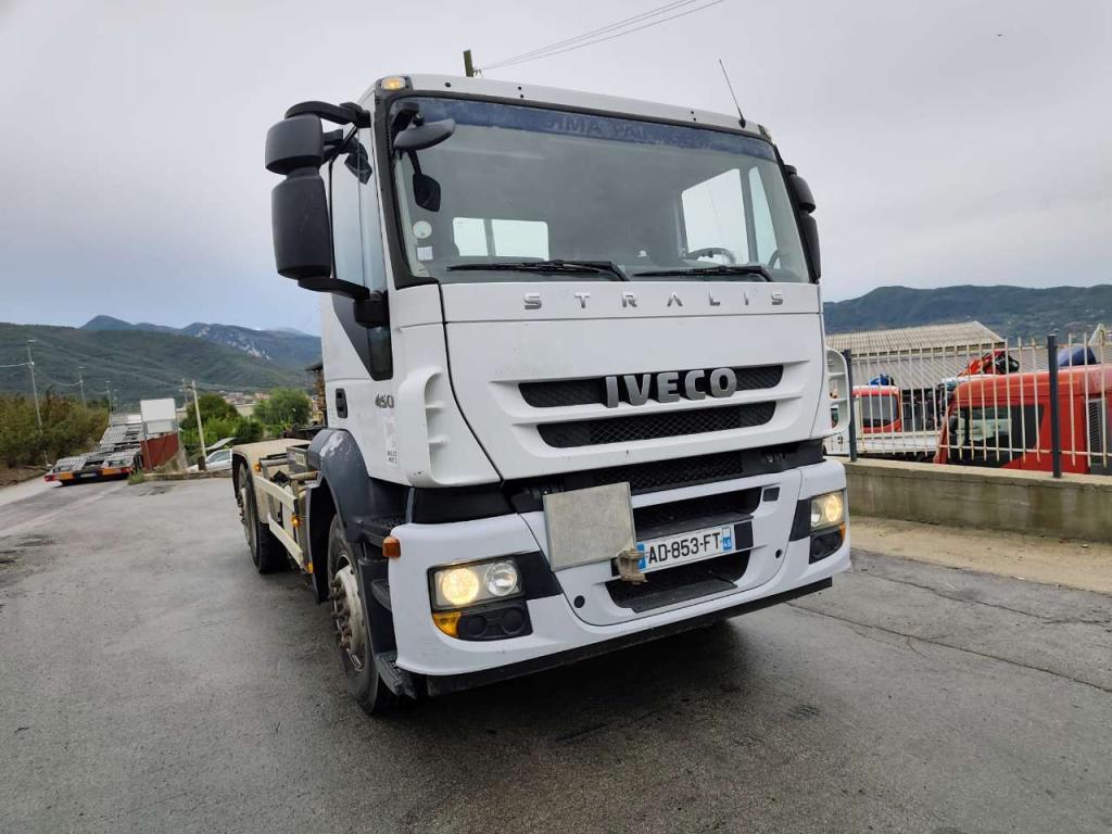 Iveco STRALIS 260S45 Photo 27