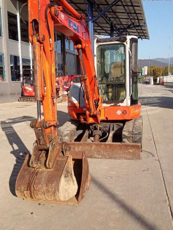 Fiat Kobelco E40.2SR Photo 4