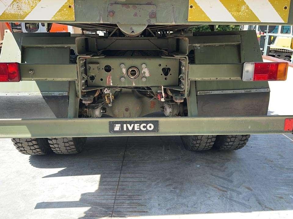 Iveco 260-35 6x6 Photo 10