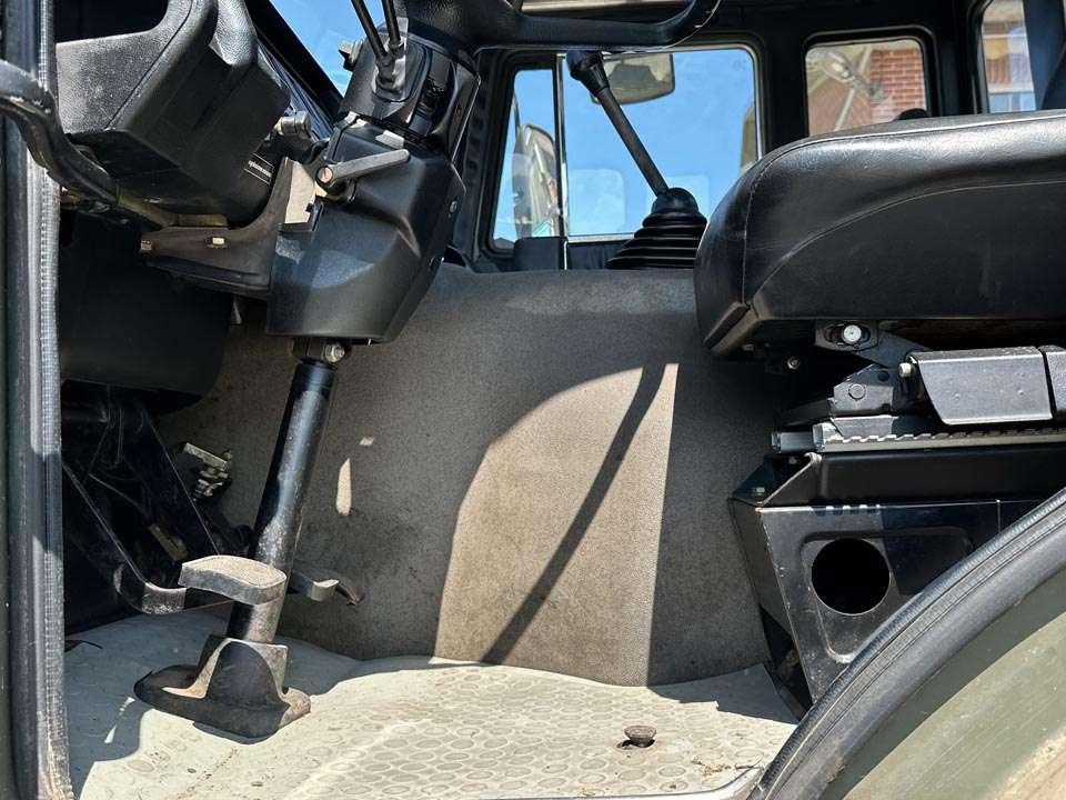 Iveco 260-35 6x6 Photo 16