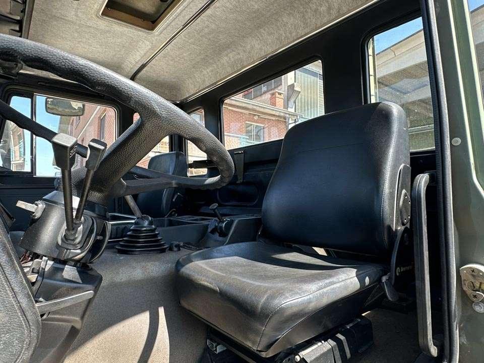Iveco 260-35 6x6 Photo 17
