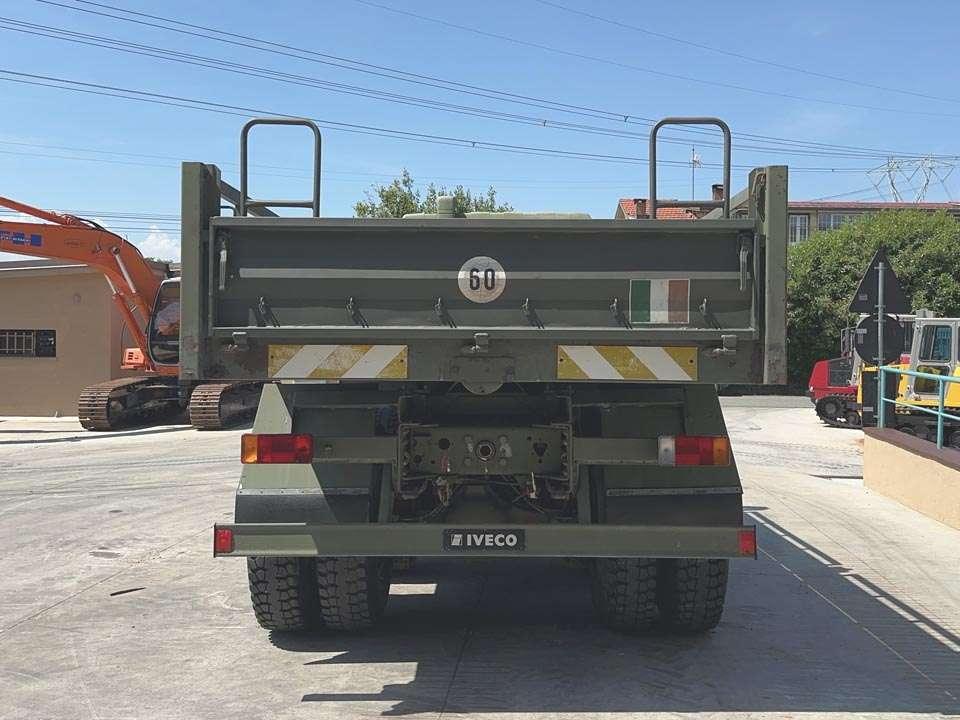 Iveco 260-35 6x6 Photo 25