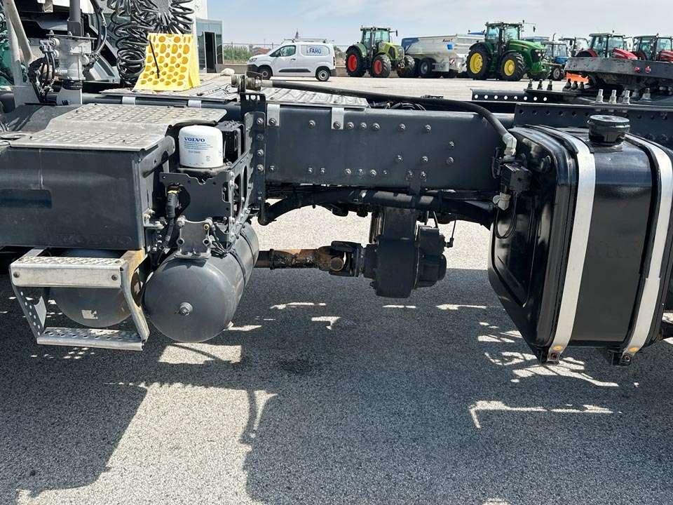 Volvo FMX420 4x4 Photo 11