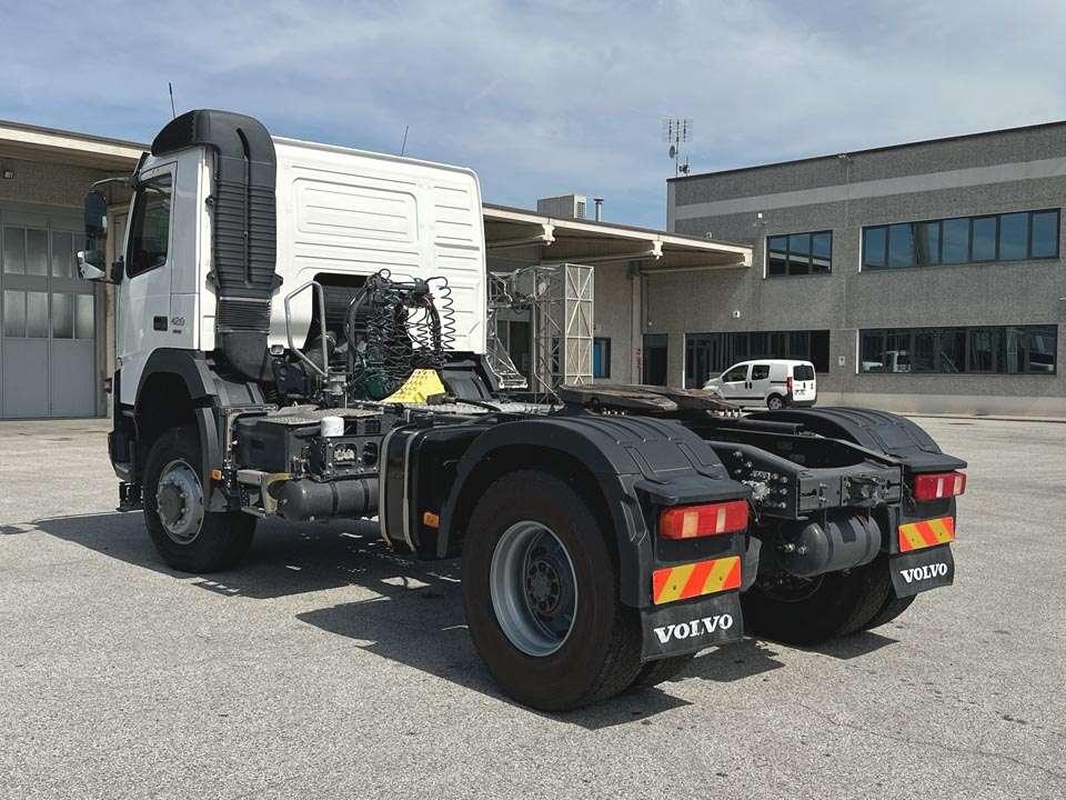 Volvo FMX420 4x4 Photo 3