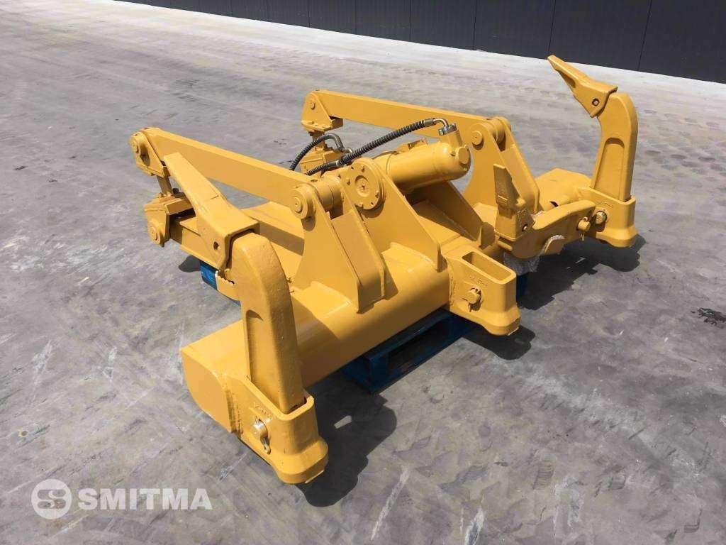 Caterpillar D5 NG Photo 2