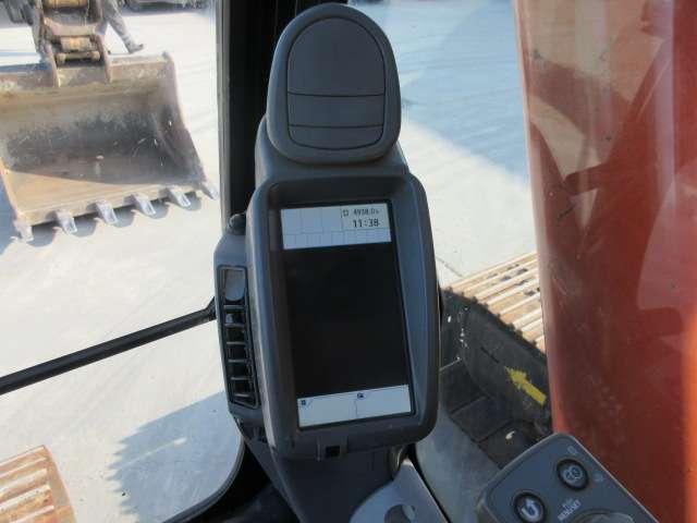 Hitachi ZX210 LC-6 Photo 26