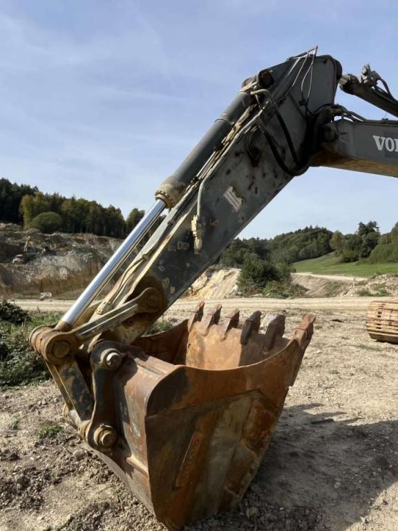 Volvo EC240CL Photo 13