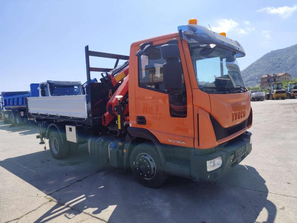 Iveco EUROCARGO 120-190L Photo 2