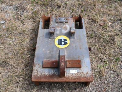 S2 for 25-32 ton excavators Attachment plate sold by Balavto