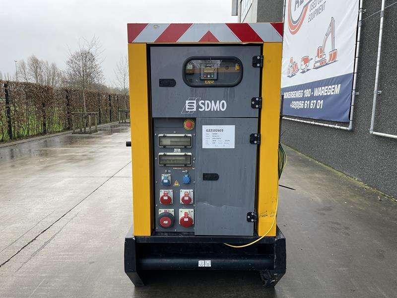 SDMO R 110 C3 Photo 11
