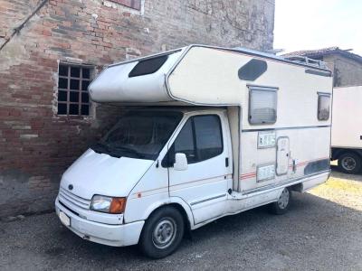 Ford Camper sold by Bernardi Srls