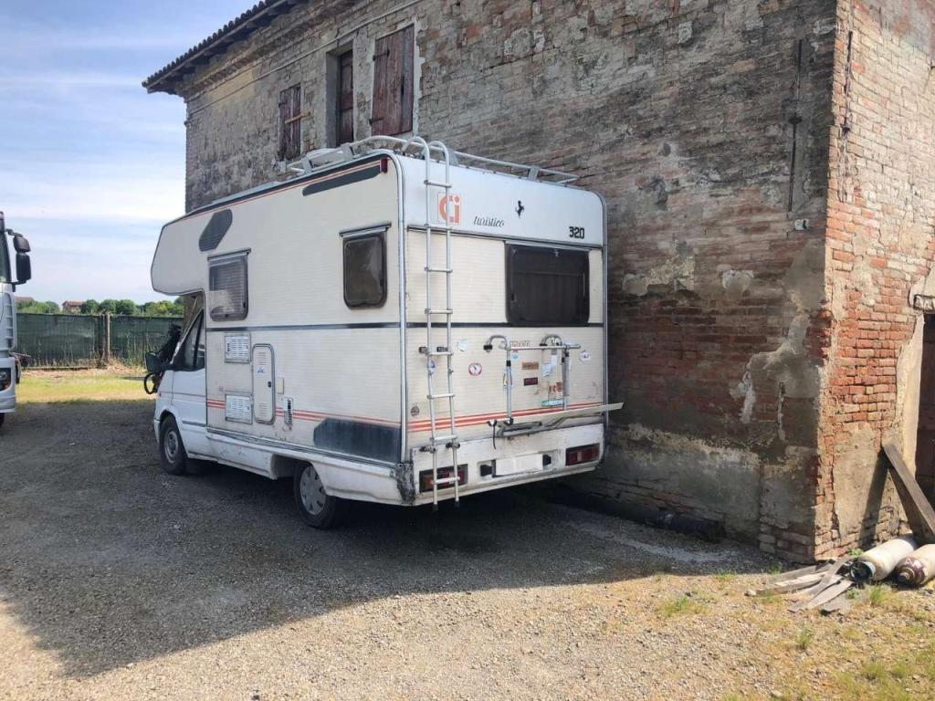 Ford Camper Photo 2
