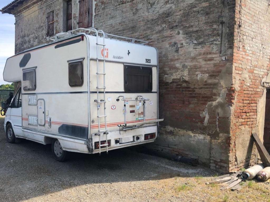 Ford Camper Photo 4