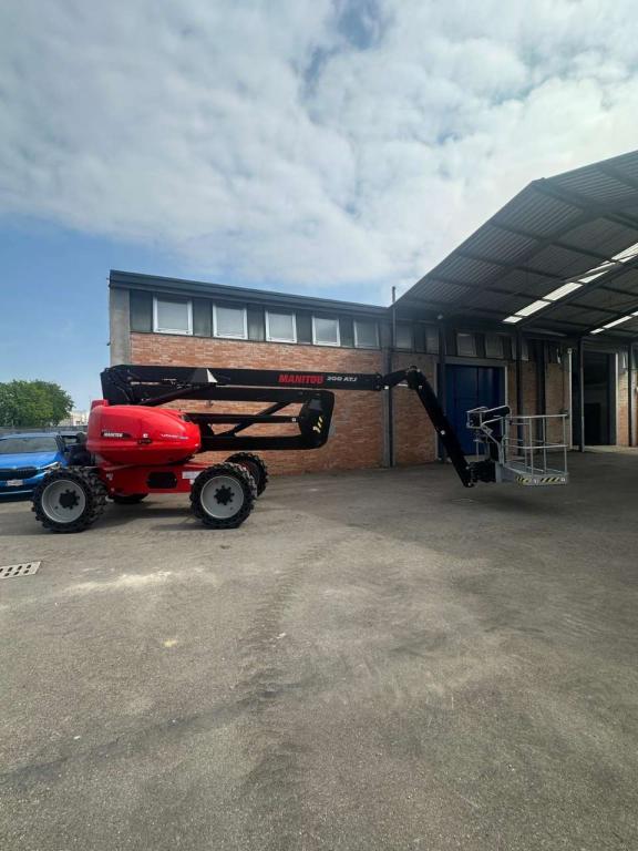 Manitou 200 ATJ Photo 14