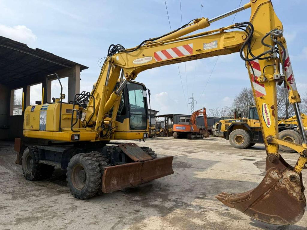 Komatsu PW160 Photo 7