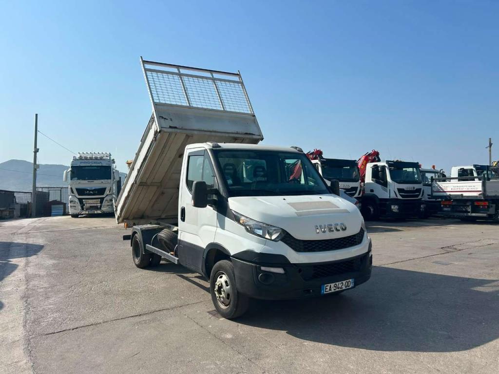 Iveco DAILY 35-110 Photo 19