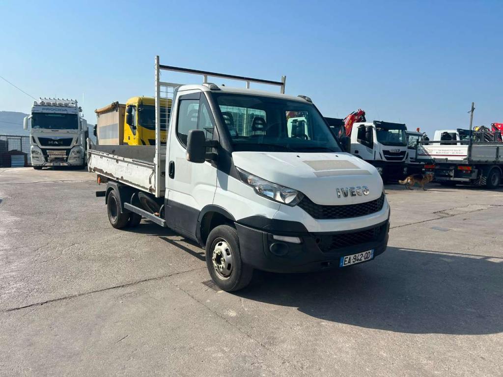 Iveco DAILY 35-110 Photo 21